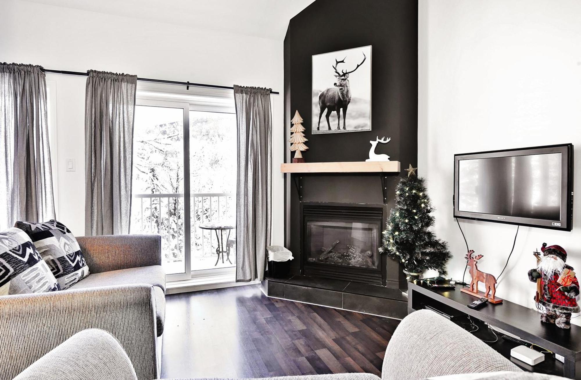 Condo 305 33 Chemin Du Hameau By Les Chalets Alpins 斯托纳姆 外观 照片